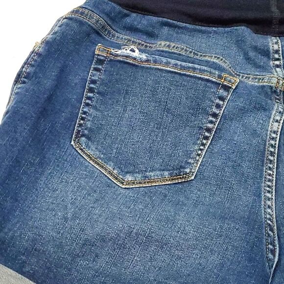 Liz Lange Maternity for Target Medium Wash Rolled Hems Denim Shorts - Picture 9 of 12